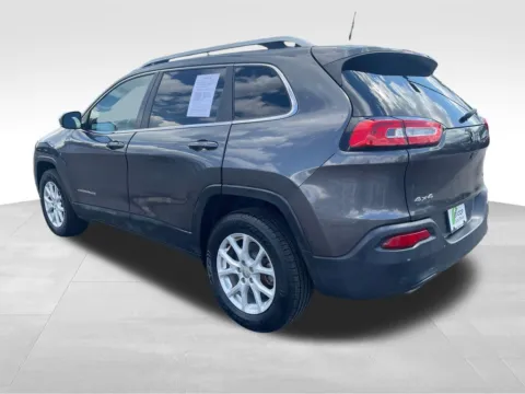 More photos of 2017 Jeep Cherokee Latitude at Bridge Auto Group, NJ