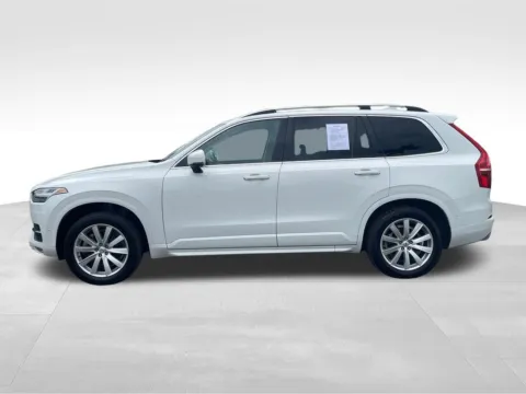 More photos of 2018 Volvo XC90 T6 Momentum at Bridge Auto Group, NJ