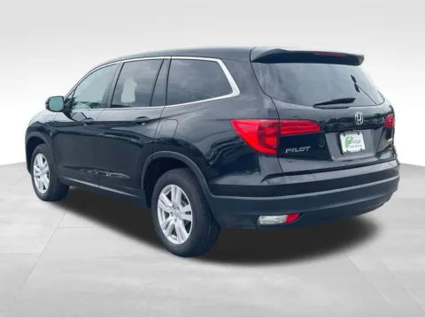 More photos of 2017 Honda Pilot LX at Bridge Auto Group, NJ