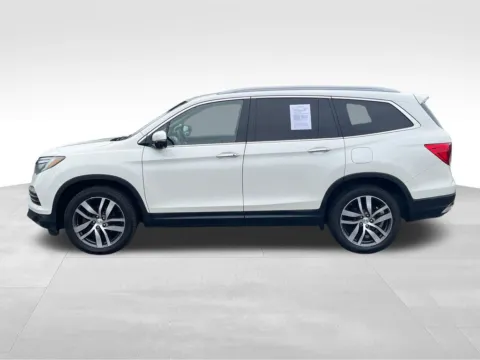 More photos of 2017 Honda Pilot Elite at Bridge Auto Group, NJ