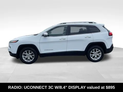 More photos of 2017 Jeep Cherokee Latitude at Bridge Auto Group, NJ