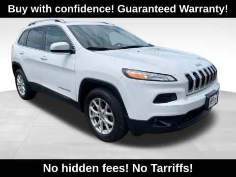 White 2017 Jeep Cherokee Latitude for sale in Berlin, NJ