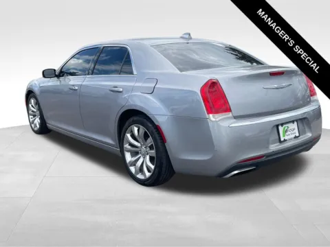 More photos of 2017 Chrysler 300 Limited at Bridge Auto Group, NJ