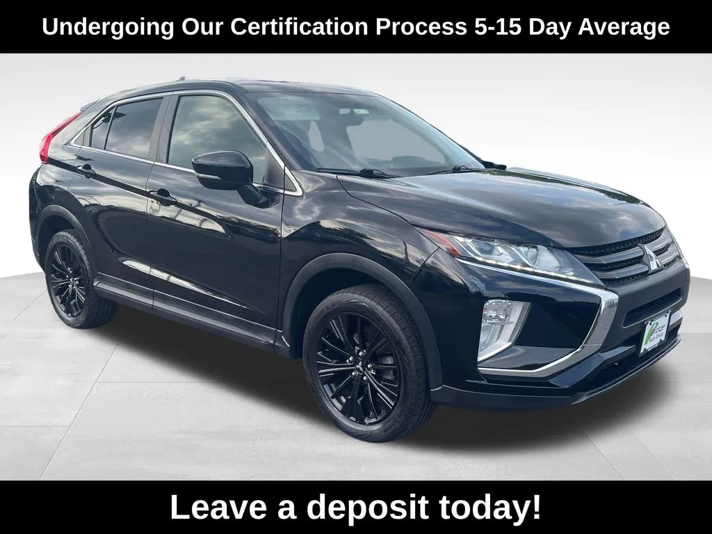 2019 Mitsubishi Eclipse Cross LE S-AWC's photo