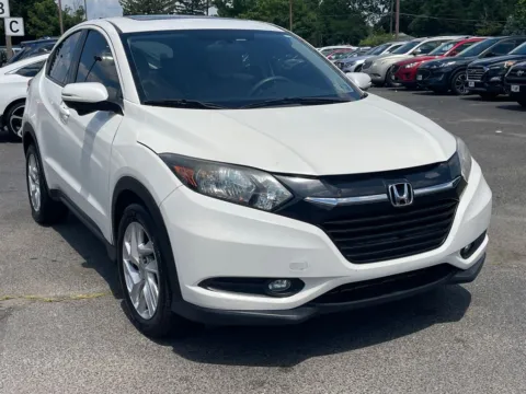 White 2017 Honda HR-V EX for sale in Berlin, NJ