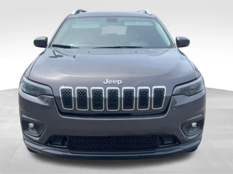 Photos of 2019 Jeep Cherokee Latitude Plus for sale in Berlin, NJ at Bridge Auto Group
