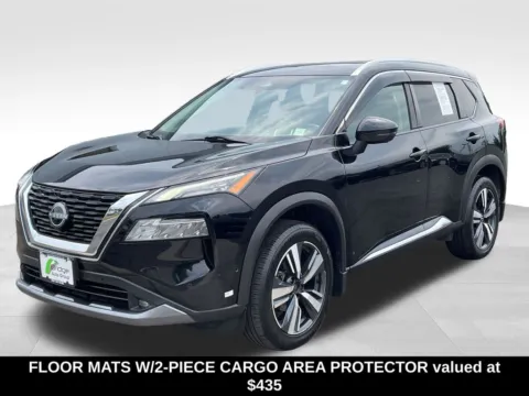 More photos of 2023 Nissan Rogue SL at Bridge Auto Group, NJ