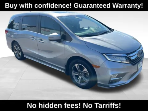 Silver 2018 Honda Odyssey Touring for sale in Berlin, NJ
