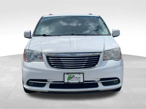 Photos of 2015 Chrysler Town & Country Touring for sale in Berlin, NJ at Bridge Auto Group