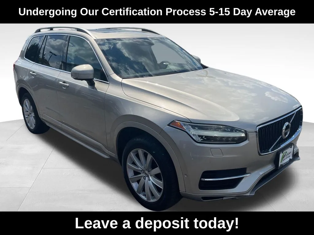 2016 Volvo XC90 T6 Momentum