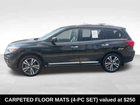 More photos of 2020 Nissan Pathfinder Platinum at Bridge Auto Group, NJ