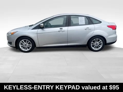 More photos of 2016 Ford Focus SE at Bridge Auto Group, NJ