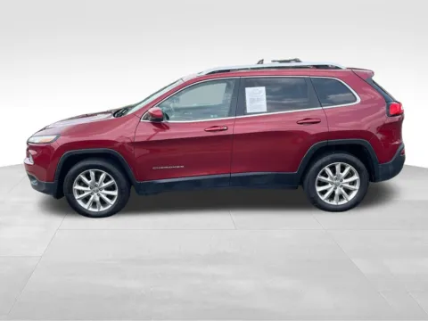 More photos of 2015 Jeep Cherokee Limited at Bridge Auto Group, NJ
