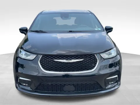 Photos of 2024 Chrysler Pacifica Touring for sale in Berlin, NJ at Bridge Auto Group