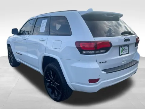 More photos of 2019 Jeep Grand Cherokee Altitude at Bridge Auto Group, NJ