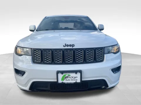 Photos of 2019 Jeep Grand Cherokee Altitude for sale in Berlin, NJ at Bridge Auto Group