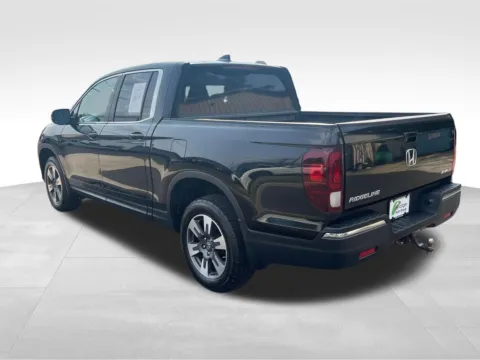 More photos of 2017 Honda Ridgeline RTL-T at Bridge Auto Group, NJ