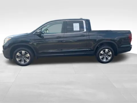 More photos of 2017 Honda Ridgeline RTL-T at Bridge Auto Group, NJ
