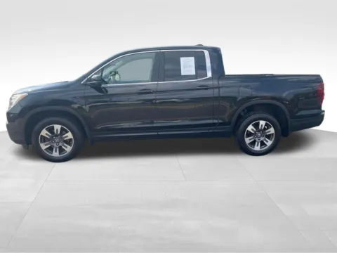 More photos of 2017 Honda Ridgeline RTL-T at Bridge Auto Group, NJ