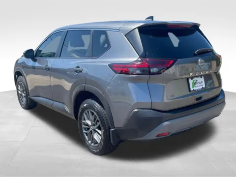 More photos of 2022 Nissan Rogue S at Bridge Auto Group, NJ