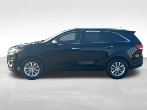More photos of 2017 Kia Sorento LX at Bridge Auto Group, NJ