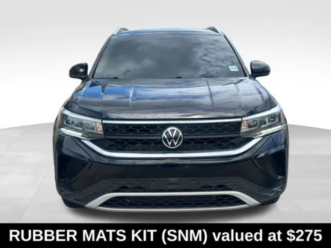 Photos of 2022 Volkswagen Taos 1.5T SE for sale in Berlin, NJ at Bridge Auto Group