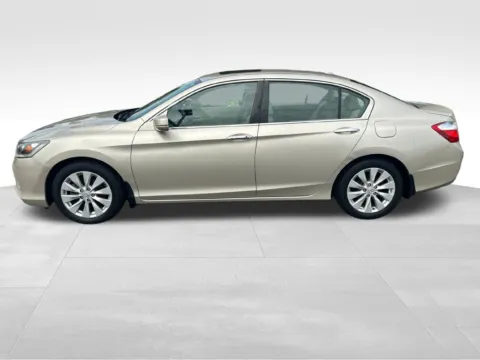 More photos of 2015 Honda Accord EX-L at Bridge Auto Group, NJ