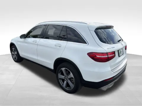 More photos of 2019 Mercedes-Benz GLC 300 at Bridge Auto Group, NJ