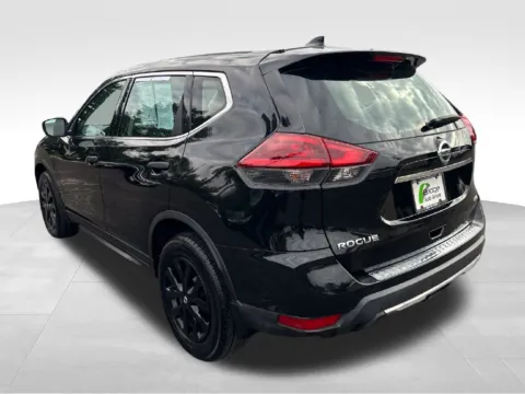 More photos of 2018 Nissan Rogue S at Bridge Auto Group, NJ