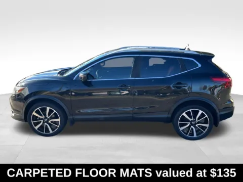 More photos of 2017 Nissan Rogue Sport SL at Bridge Auto Group, NJ