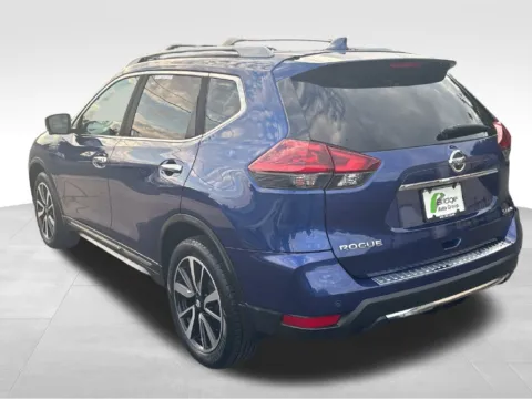 More photos of 2019 Nissan Rogue SL at Bridge Auto Group, NJ