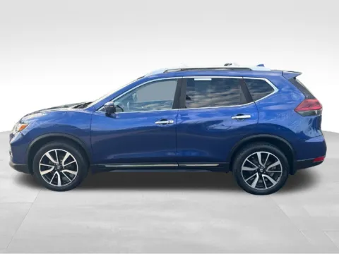 More photos of 2019 Nissan Rogue SL at Bridge Auto Group, NJ