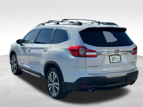 More photos of 2022 Subaru Ascent Limited at Bridge Auto Group, NJ