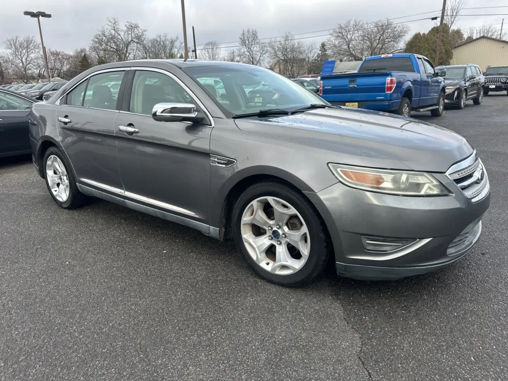2011 Ford Taurus For Sale