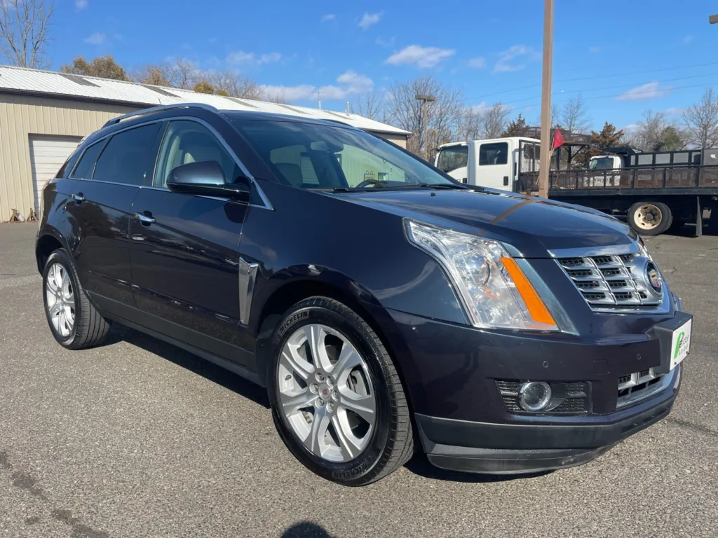 Used 2015 Cadillac SRX Performance Collection for sale in Berlin