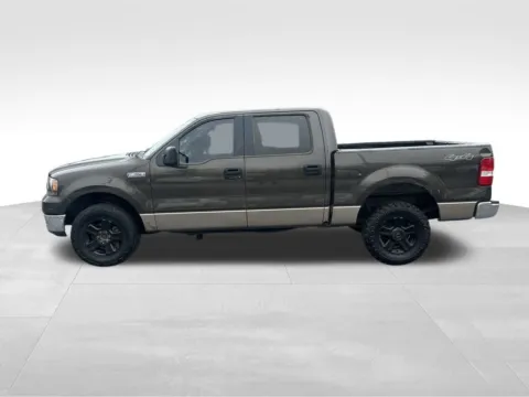 More photos of 2005 Ford F-150 at Bridge Auto Group, NJ