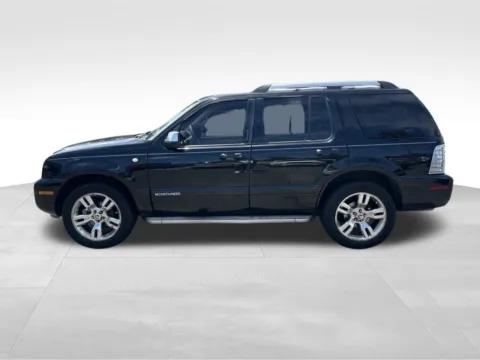 More photos of 2010 Mercury Mountaineer Premier at Bridge Auto Group, NJ