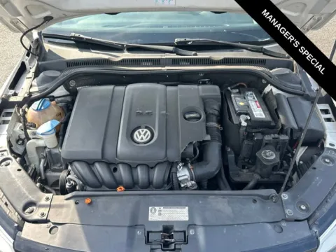 Photos of 2011 Volkswagen Jetta 2.5L SE for sale in Berlin, NJ at Bridge Auto Group