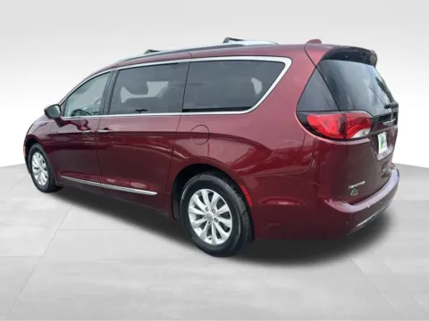 More photos of 2018 Chrysler Pacifica Touring L at Bridge Auto Group, NJ