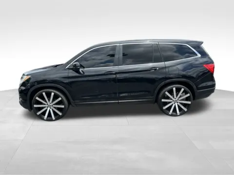 More photos of 2018 Honda Pilot EX-L at Bridge Auto Group, NJ