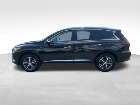 More photos of 2018 INFINITI QX60 at Bridge Auto Group, NJ
