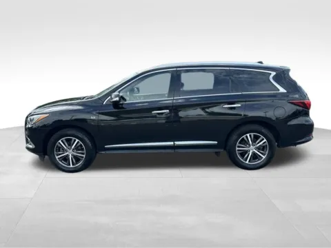 More photos of 2018 INFINITI QX60 at Bridge Auto Group, NJ