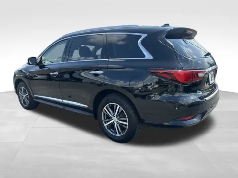 More photos of 2018 INFINITI QX60 at Bridge Auto Group, NJ