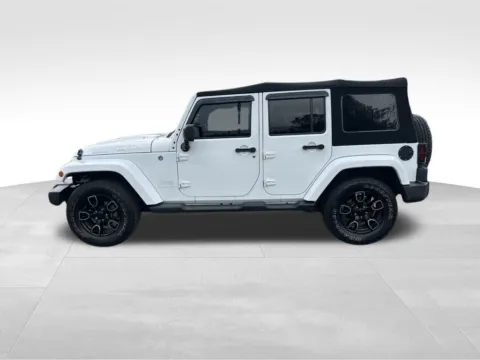 More photos of 2018 Jeep Wrangler JK Unlimited Altitude at Bridge Auto Group, NJ