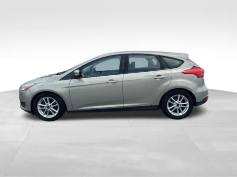 More photos of 2016 Ford Focus SE at Bridge Auto Group, NJ