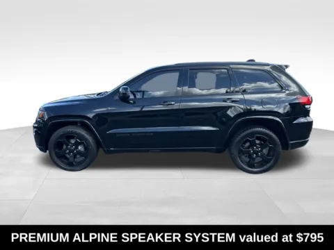 More photos of 2019 Jeep Grand Cherokee Altitude at Bridge Auto Group, NJ