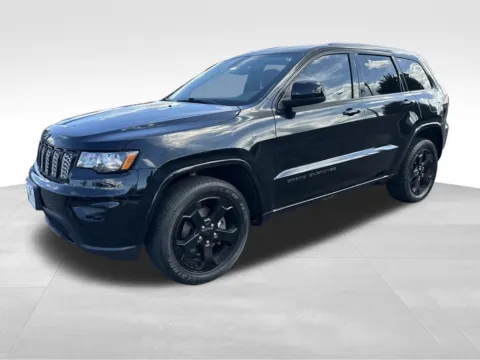 Another view of 2019 Jeep Grand Cherokee Altitude for sale in Berlin, NJ at Bridge Auto Group