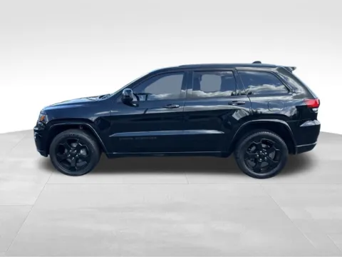 More photos of 2019 Jeep Grand Cherokee Altitude at Bridge Auto Group, NJ