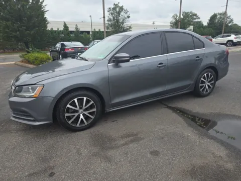Gray 2018 Volkswagen Jetta 1.4T SE for sale in Berlin, NJ
