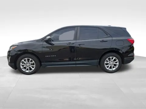 More photos of 2021 Chevrolet Equinox LS at Bridge Auto Group, NJ